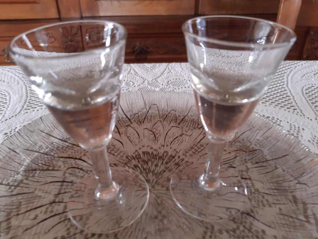2 jeneverglaasjes, Ophalen, Zo goed als nieuw, Overige typen