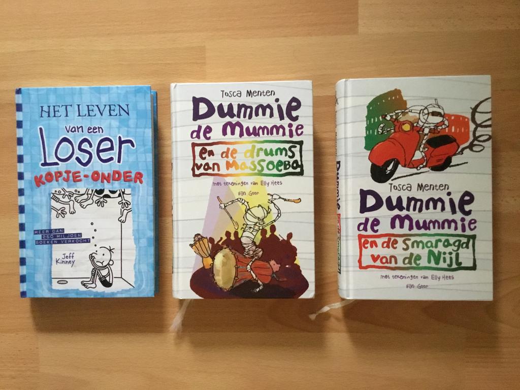 Boeken Het leven van een Loser & Dummie de Mummie, Ophalen of Verzenden