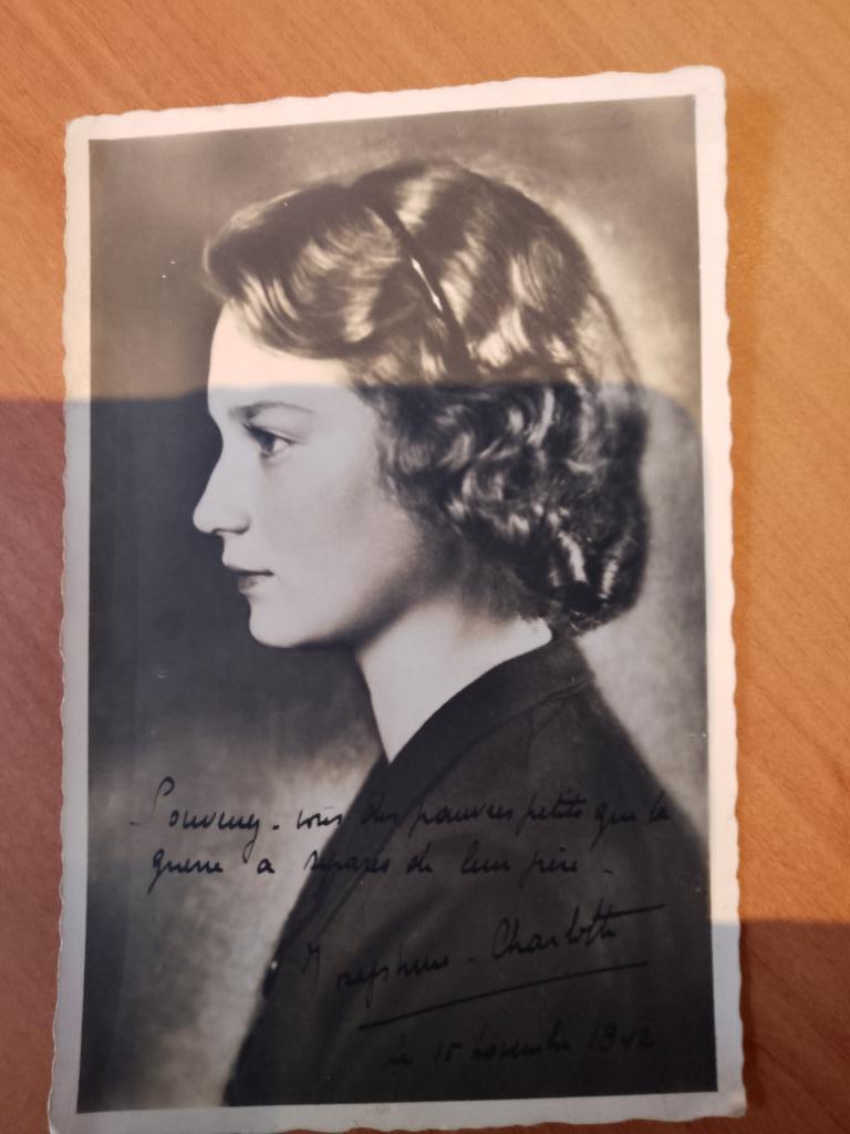 Oude prentkaart Josephine Charlotte, Envoi