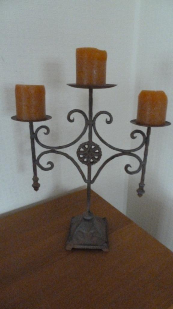 Bougeoir, pique cierge 3 branches, fer forgé, Enlèvement ou Envoi, Comme neuf, Chandelier