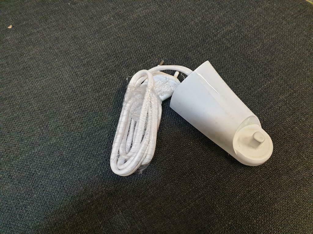 jw1071: oplader voor braun tandenborstel type 3709, Elektronische apparatuur, Ophalen of Verzenden, Zo goed als nieuw, Mondverzorging