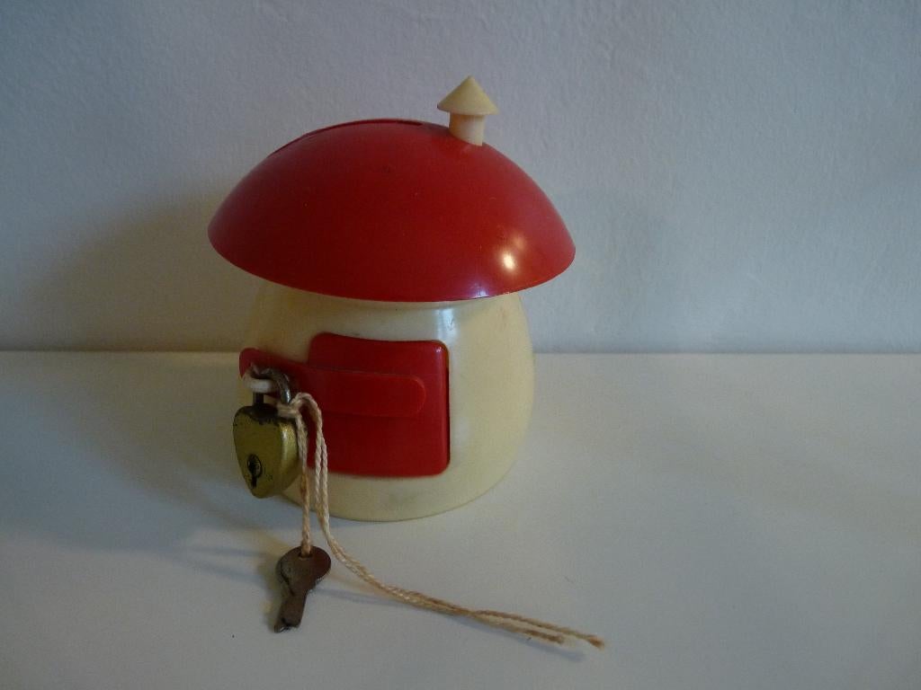 vintage spaarpot paddestoel met sleutel, Enlèvement ou Envoi