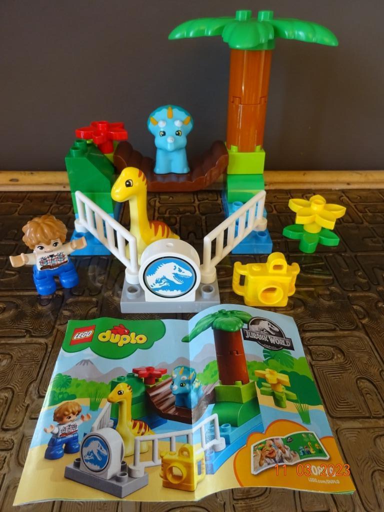 DUPLO Jurassic World Kinderboerderij met Vriendelijke Reuzen, Enlèvement ou Envoi, Ensemble complet, Duplo