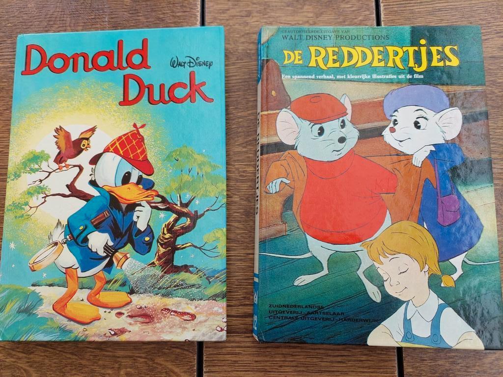 Walt Disney  2 boeken, Boeken, Ophalen of Verzenden, Zo goed als nieuw, Fictie algemeen