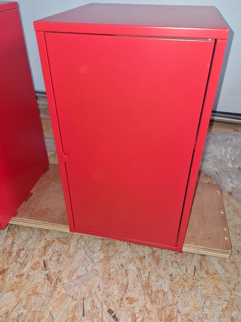 Kastje in metaal, Maison & Meubles, Armoires | Commodes, Comme neuf, Moins de 100 cm, Moins de 50 cm, 25 à 50 cm, Métal, Enlèvement