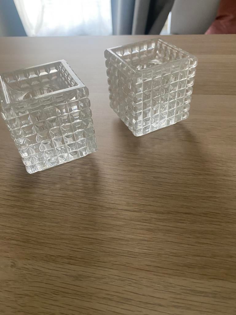 Glazen Deco kaarshouders, Enlèvement