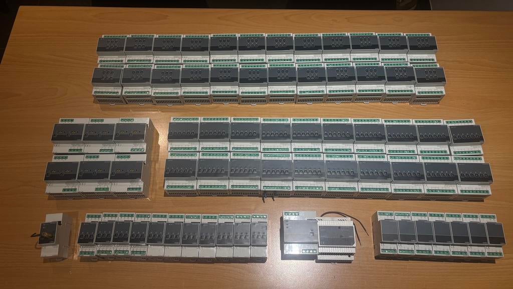 Groot lot Niko Home Control 1, Enlèvement, Utilisé