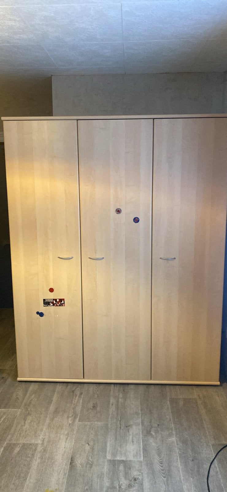 Garde robe 3 portes, Enlèvement, Comme neuf