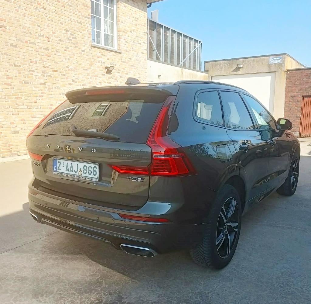 Volvo XC60 2.0 T5 AWD R-design, Auto's, Automaat, USB, Leder, Bedrijf