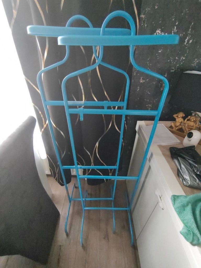 Te koop 2 kleding rekken, Ophalen