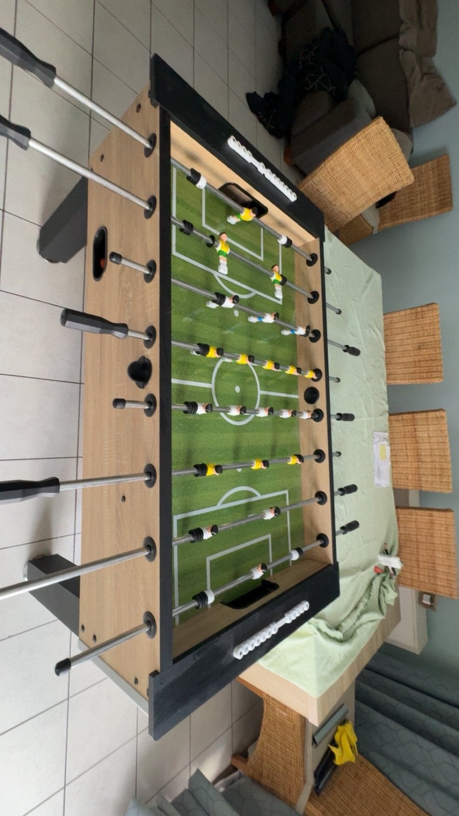 Kickertafel, Enlèvement, Comme neuf