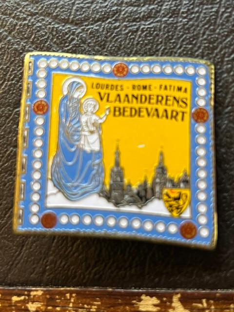 Pin Vlaanderens Bedevaart, Lourdes, Rome, Fatima, Ophalen