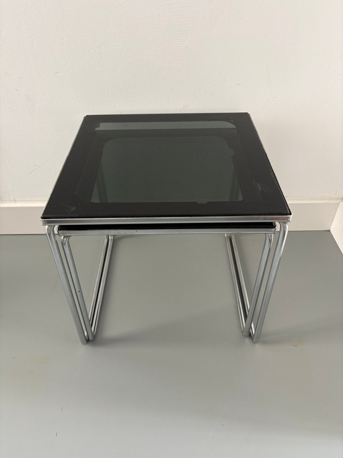 Tables d'appoint Brabantia des années 1970, Enlèvement ou Envoi, Moins de 55 cm, Carré, Utilisé