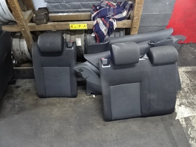 ACHTERBANK Volkswagen Golf VI (5K1) (01-2008/11-2013), Gebruikt, Volkswagen