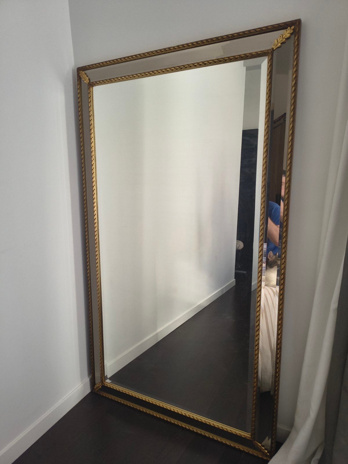 Miroir en bois coloris doré, Enlèvement