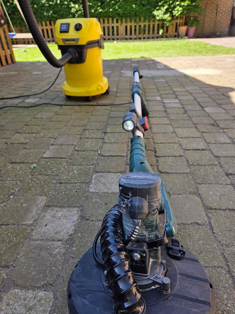 Stof zuiger met flex ., Ophalen