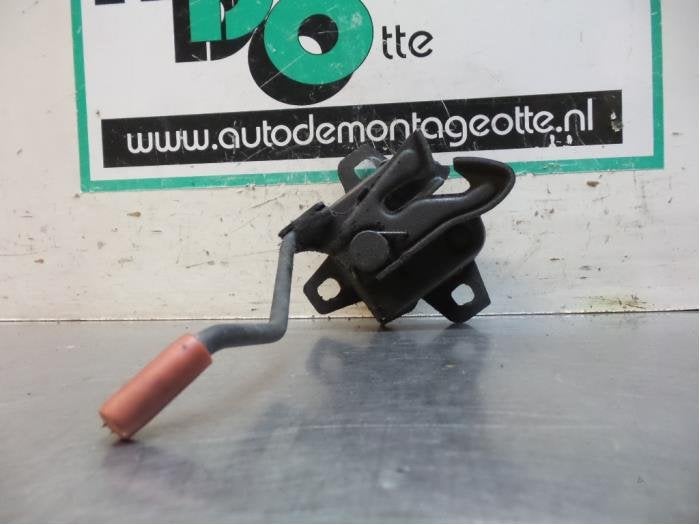 Mécanique de verrouillage capot d'un Lancia Musa, -, 3 mois de garantie, Utilisé, -