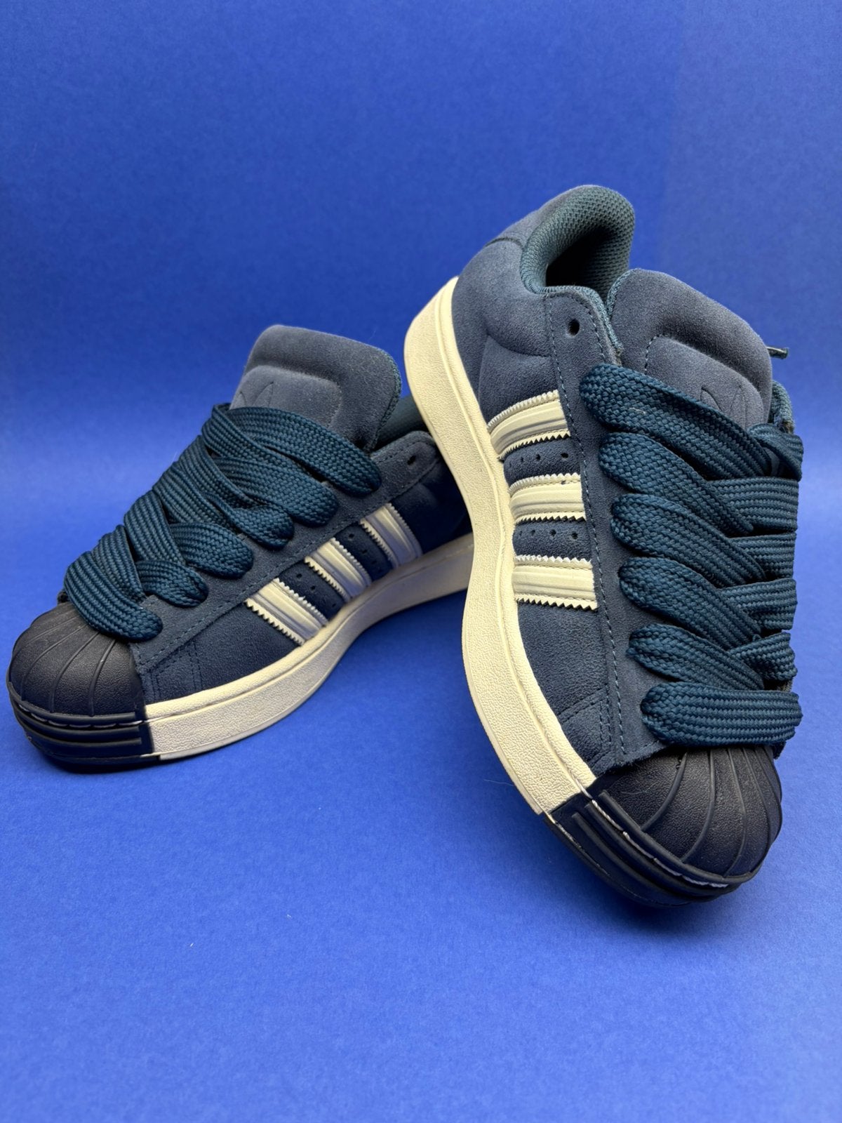 Adidas Superstar, Enlèvement ou Envoi, Comme neuf