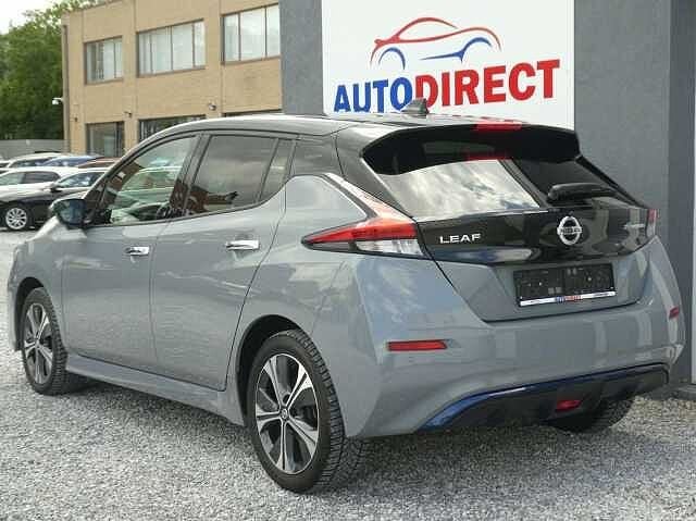 Nissan Leaf 62 kWh SOH 97% Leaf10 Navi, Led, Camera 360,, Autos, Argent ou Gris, Achat, Entreprise, https://public.car-pass.be/vhr/e7a532ce-9880-4c43-be34-8830e295bf31