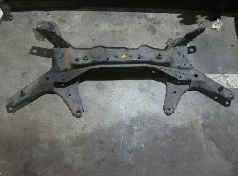 SUBFRAME VOOR Ford Escort 6 (ANL) (01-1995/08-2000), Enlèvement ou Envoi, Henry-Ford-Straße 1 50735 Köln, DE, Ford-Werke GmbH
