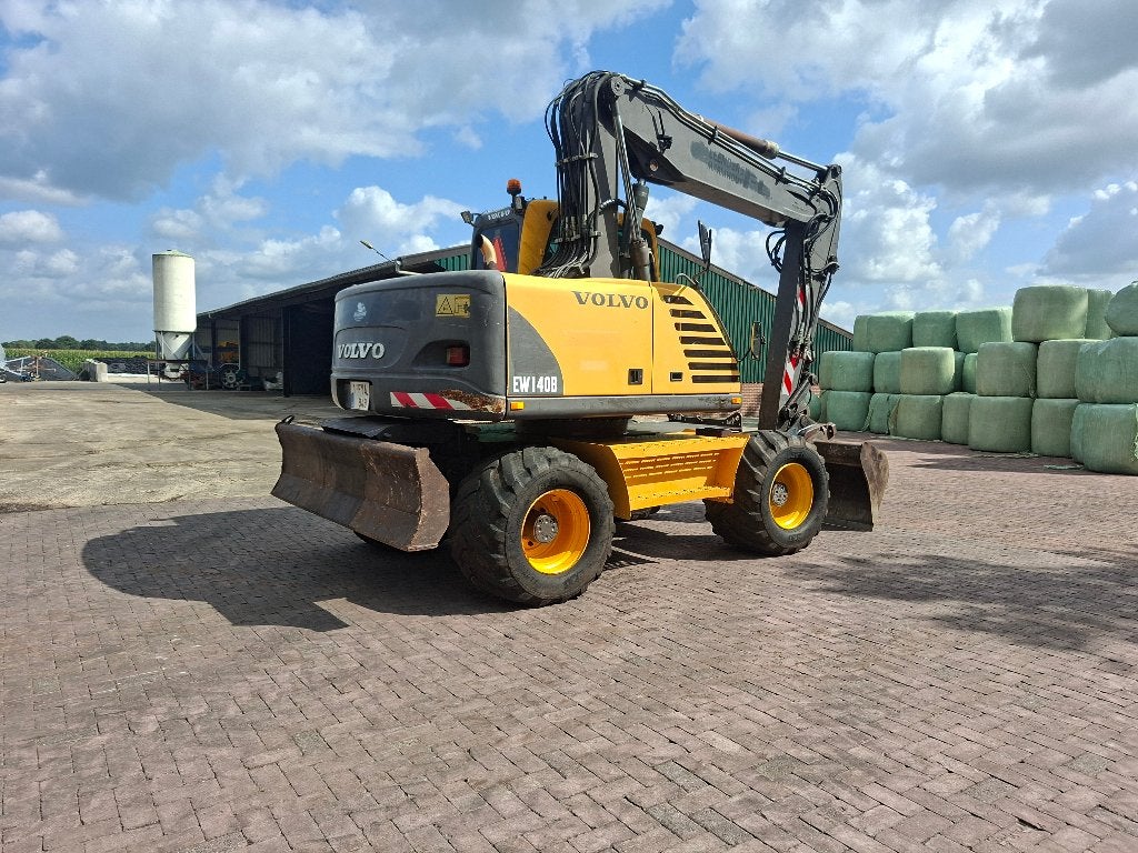 Volvo 140b, Zakelijke goederen, Machines en Bouw | Kranen en Graafmachines, Ophalen, Graafmachine