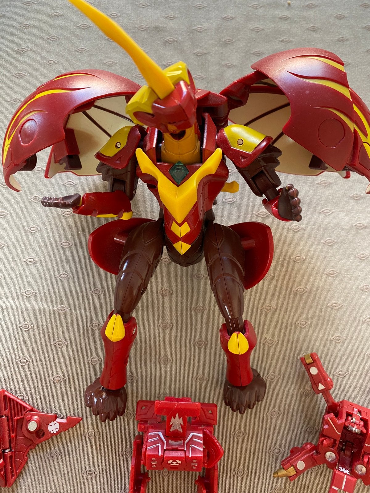 Bakugan - grote Dragonoid + 4 accessoires - vintage lot, Ophalen of Verzenden, Gebruikt