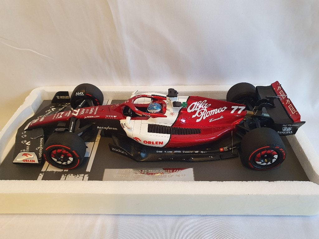 Valtteri Bottas Alfa Romeo C42 Bahreïn 2022 Minichamps 1:18, Hobby & Loisirs créatifs, Voitures miniatures | 1:18, Enlèvement ou Envoi