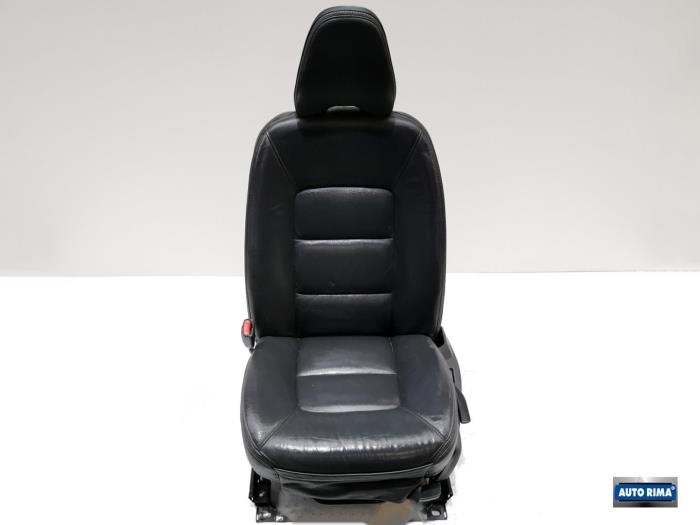Siège gauche d'un Volvo XC70, -, 3 mois de garantie, Utilisé, -