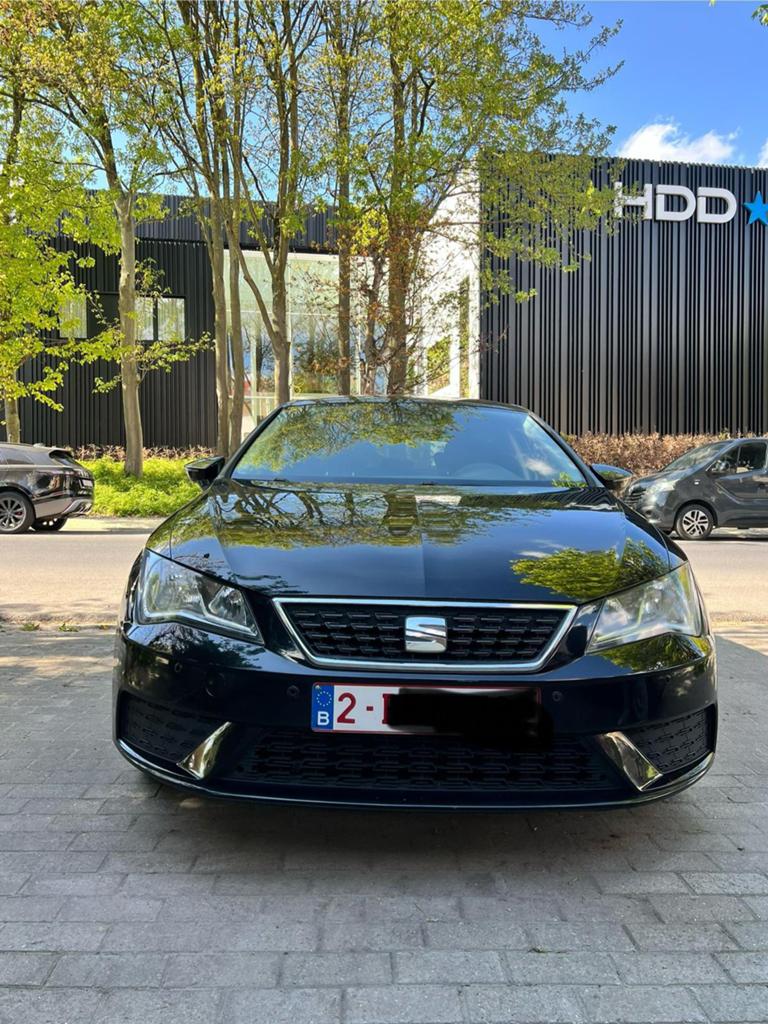 Seat leon 1.2 tsi  2018, Auto's, Seat, Voorwielaandrijving, Leon, Zwart, Handgeschakeld