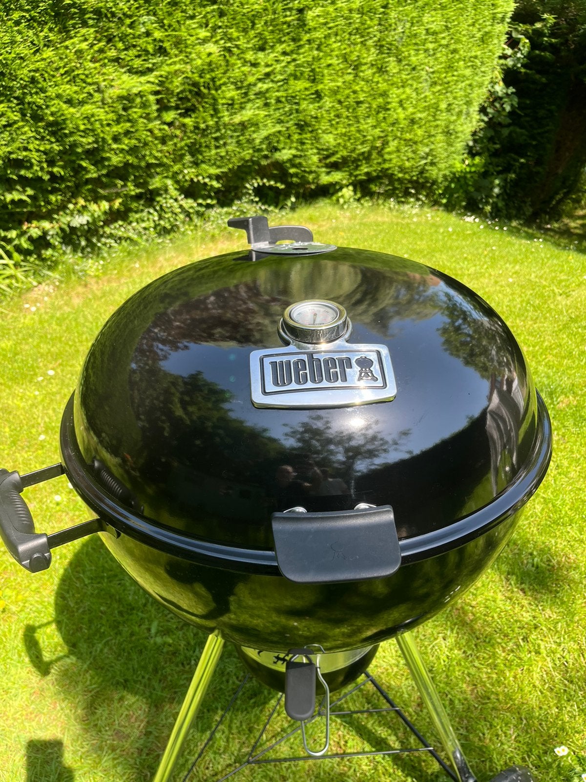 Weber Master Touch Premium E-5770, Tuin en Terras, Houtskoolbarbecues, Zo goed als nieuw, Met accessoires, Ophalen