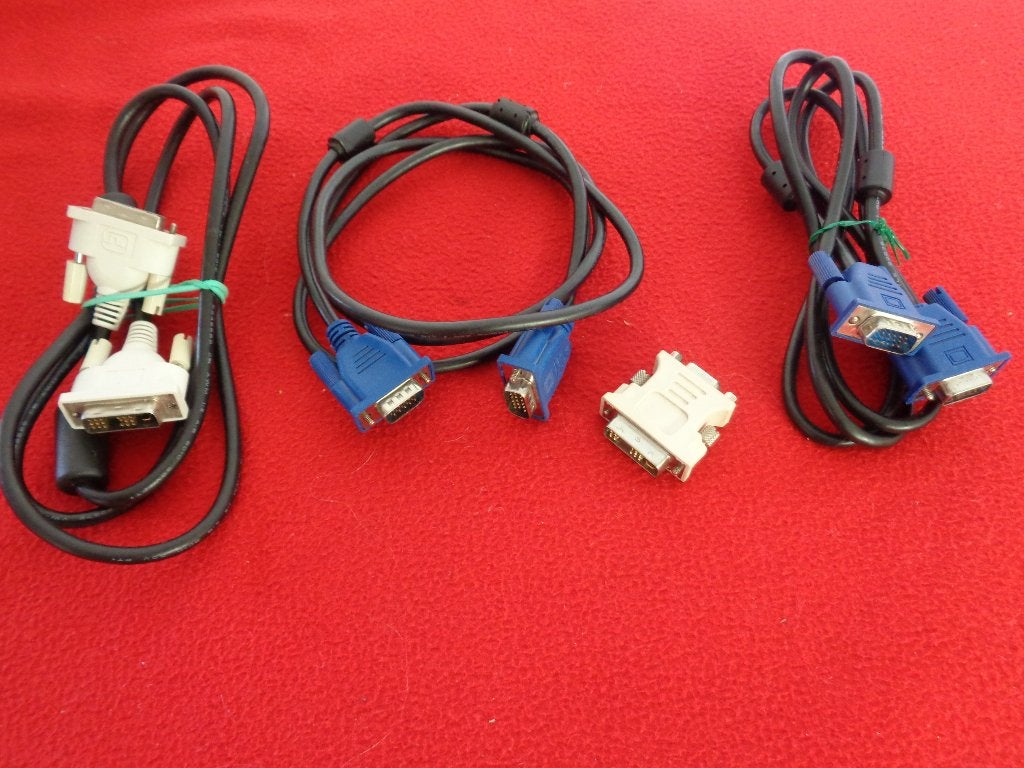 Câble pour écran d'ordinateur X 4 pièces., Computers en Software, Pc- en Netwerkkabels, Verzenden, Gebruikt