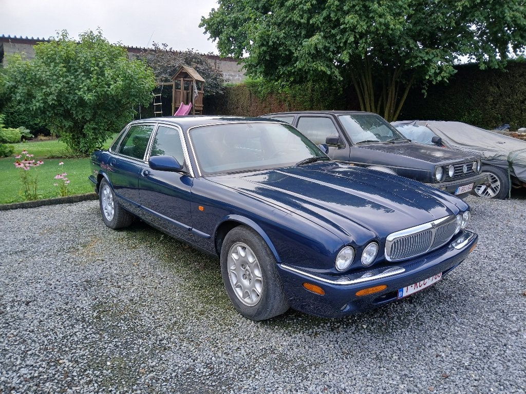 Jaguar XJ, Cuir, Achat, 4 portes, 3 places