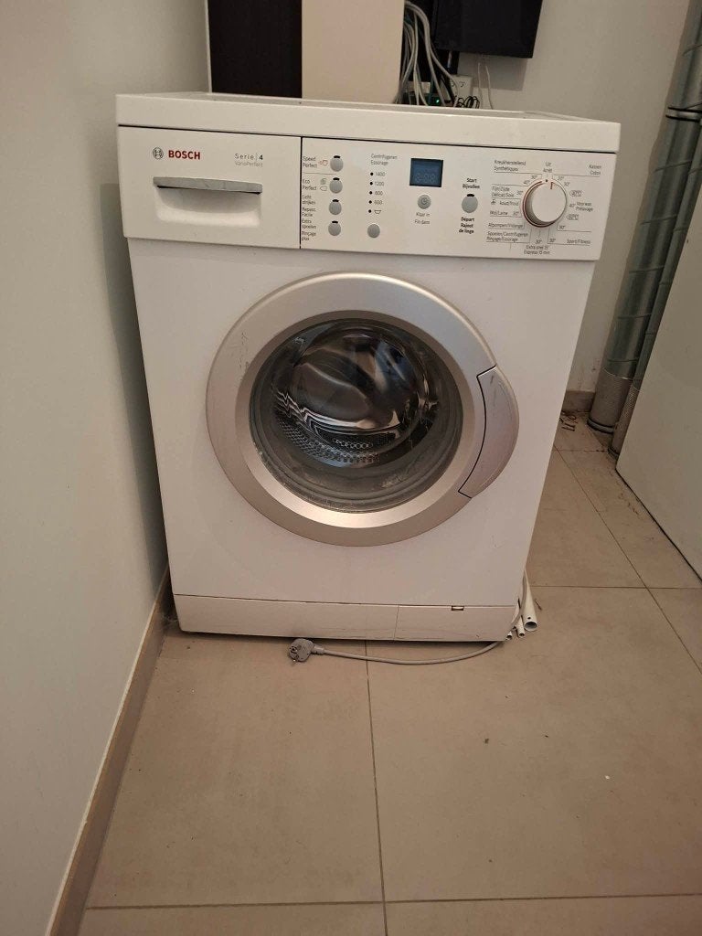 Wasmachine BOSCH Ophalen in Linden(Lubbeek), 1200 à 1600 tours, 6 à 8 kg, 85 à 90 cm, Chargeur frontal