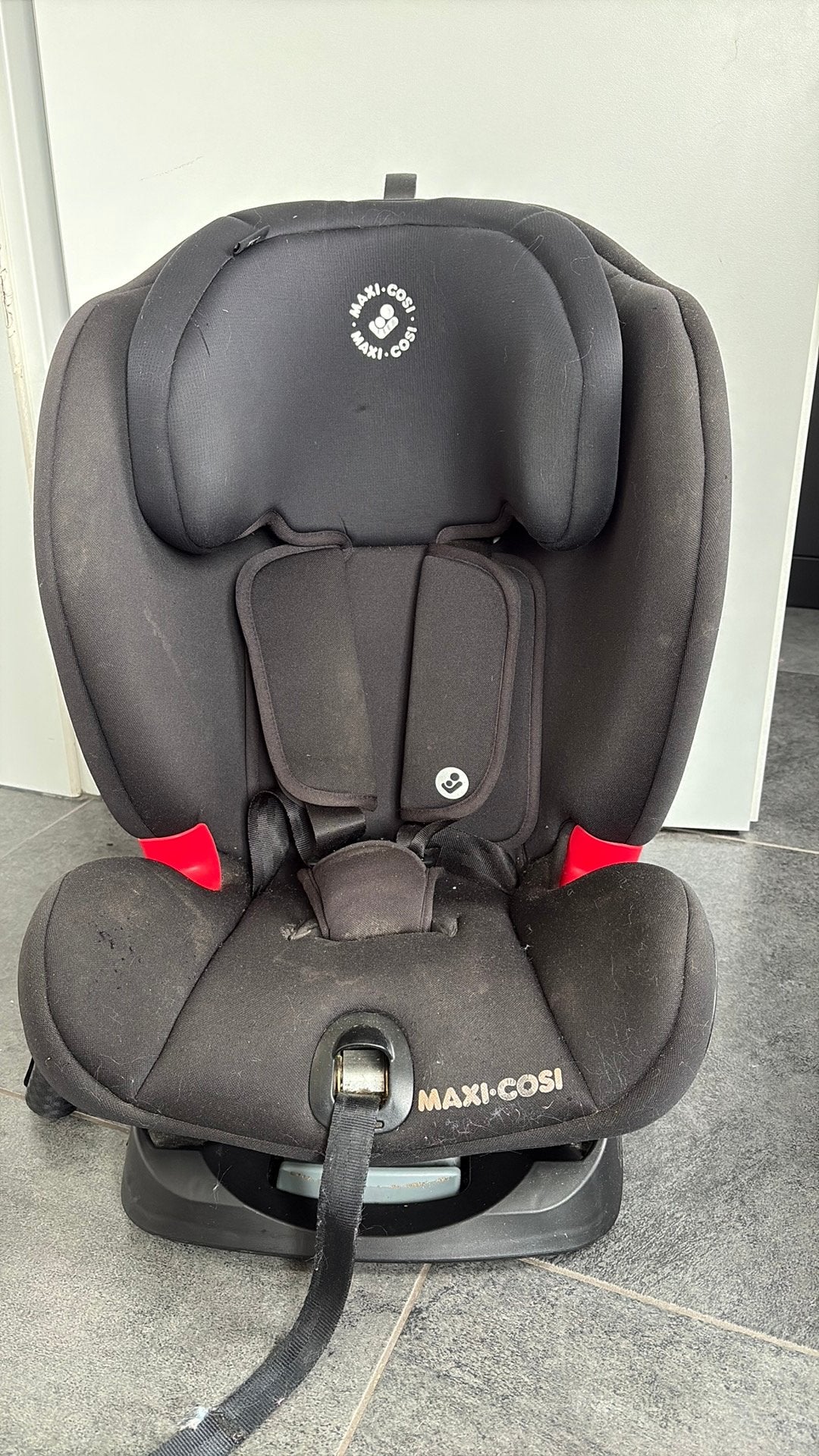 Maxi Cosi Titan 15-36kg isofix, Ophalen, Gebruikt, 15 t/m 36 kg, Isofix