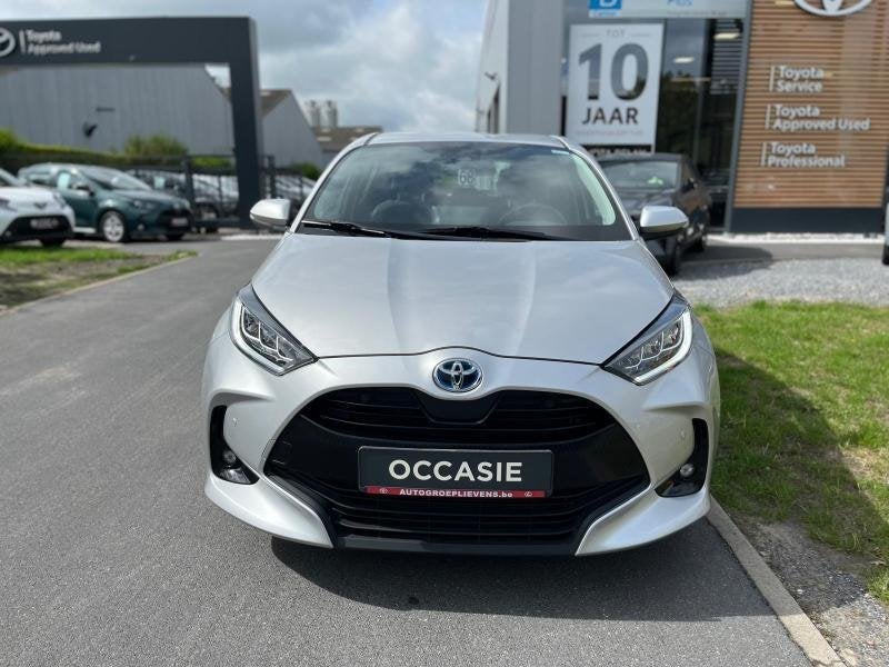 Toyota Yaris 1.5 HYB ICONIC + HUD, Automaat, 68 g/km, 1498 cc, 116 pk