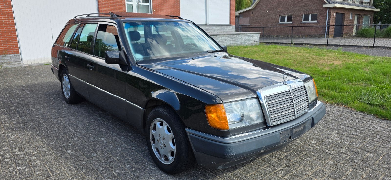 Mercedes 250TD Oldtimer 1992 avec 295 000 km, Autos, Achat, 2500 cm³, Boîte manuelle, Particulier