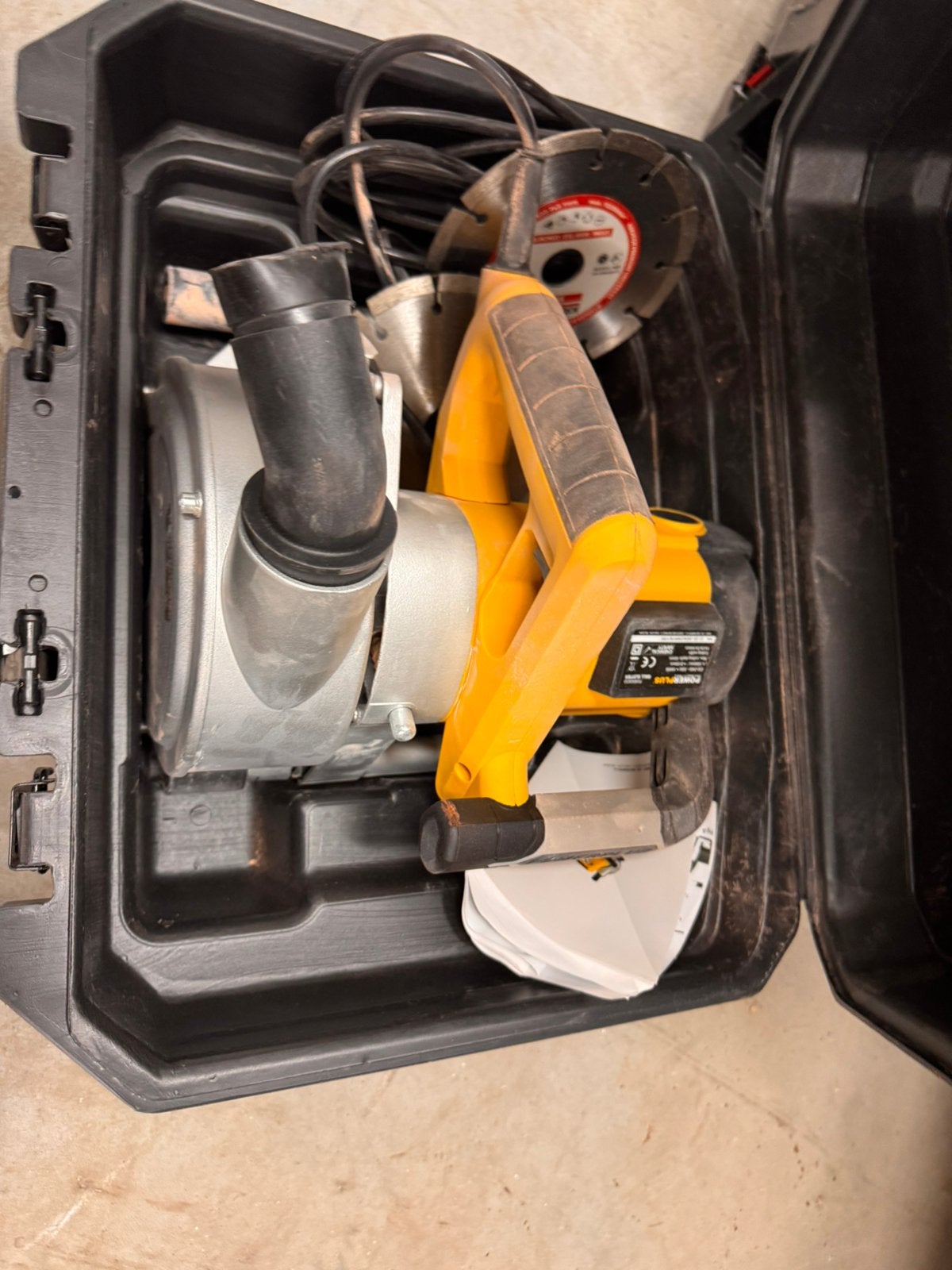 Powerplus POWX0650 muursleuvenfrees, Bricolage & Construction, Outillage | Foreuses, Enlèvement, Comme neuf