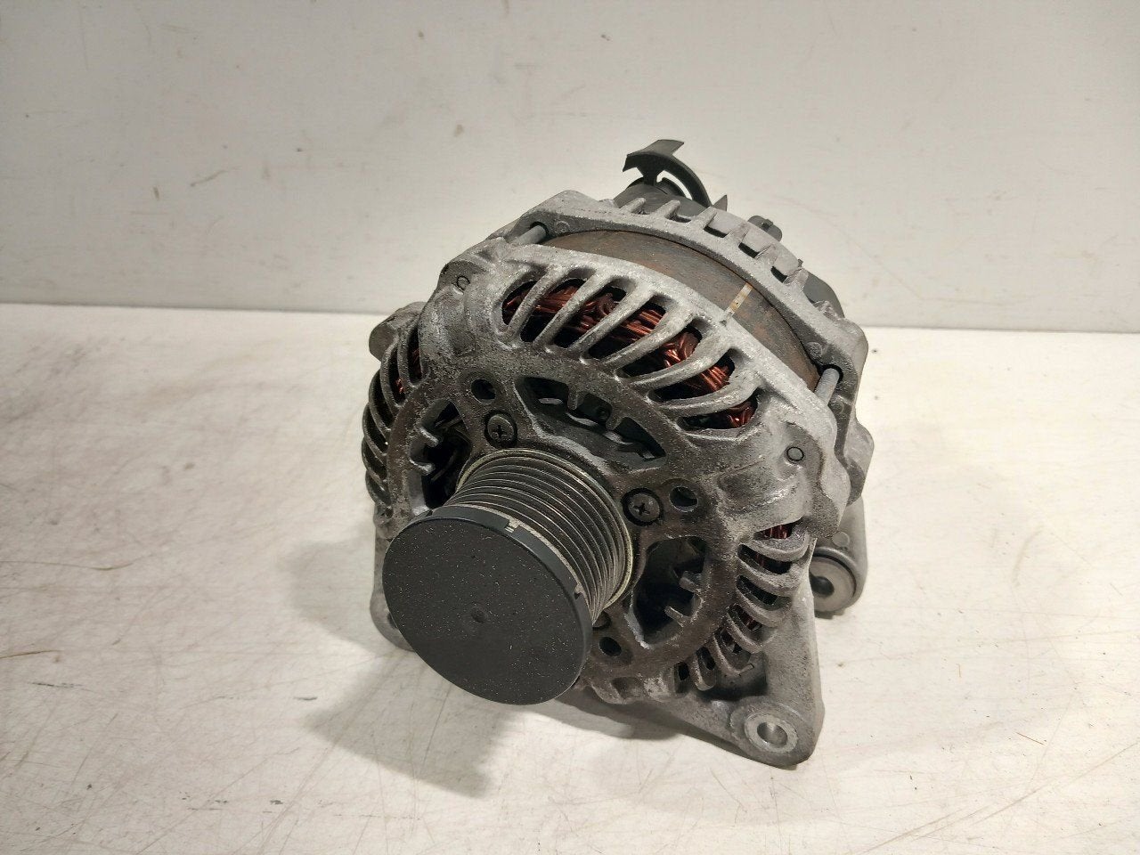 Dynamo Nissan Micra, Onderdelen@venauto.nl, Van der Ven Autorecycling B.V., Gebruikt, Ettenseweg 76, 4706 PB Roosendaal, The Netherlands