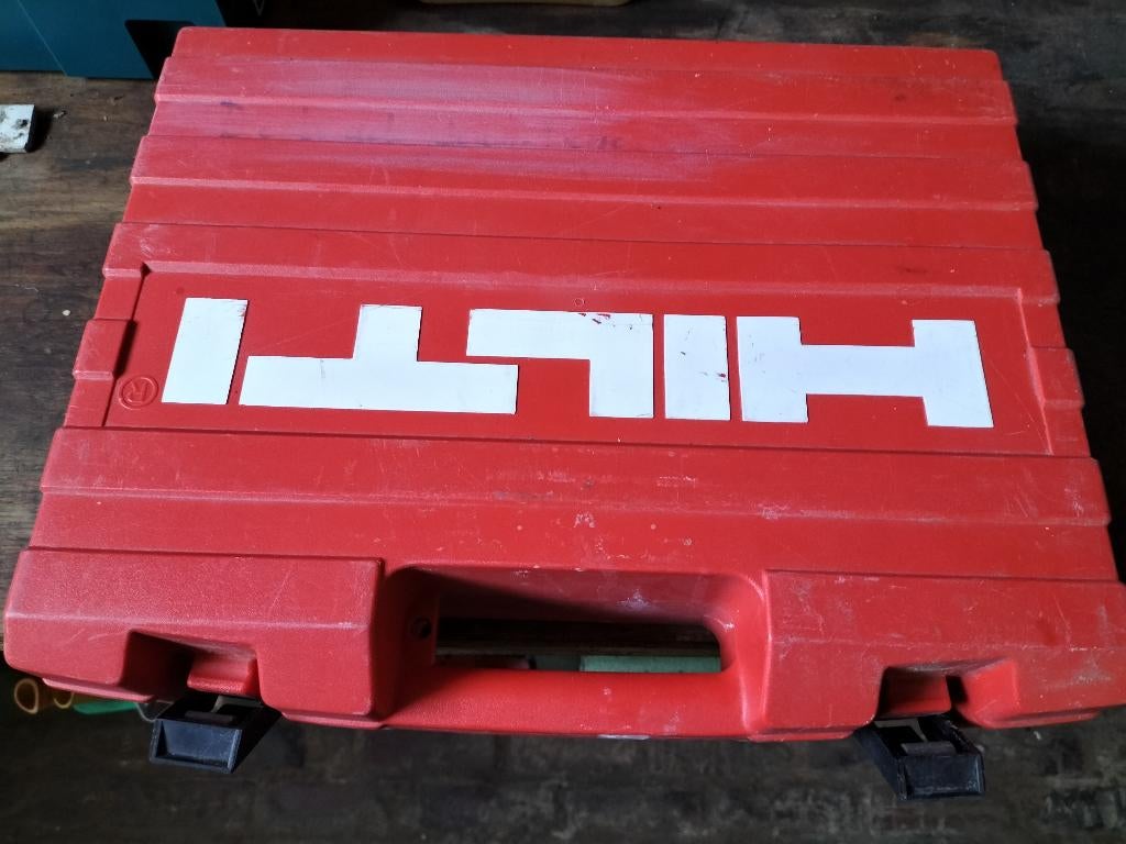 Lege Hilti koffer SF 120 a, Bricolage & Construction, Enlèvement, Utilisé