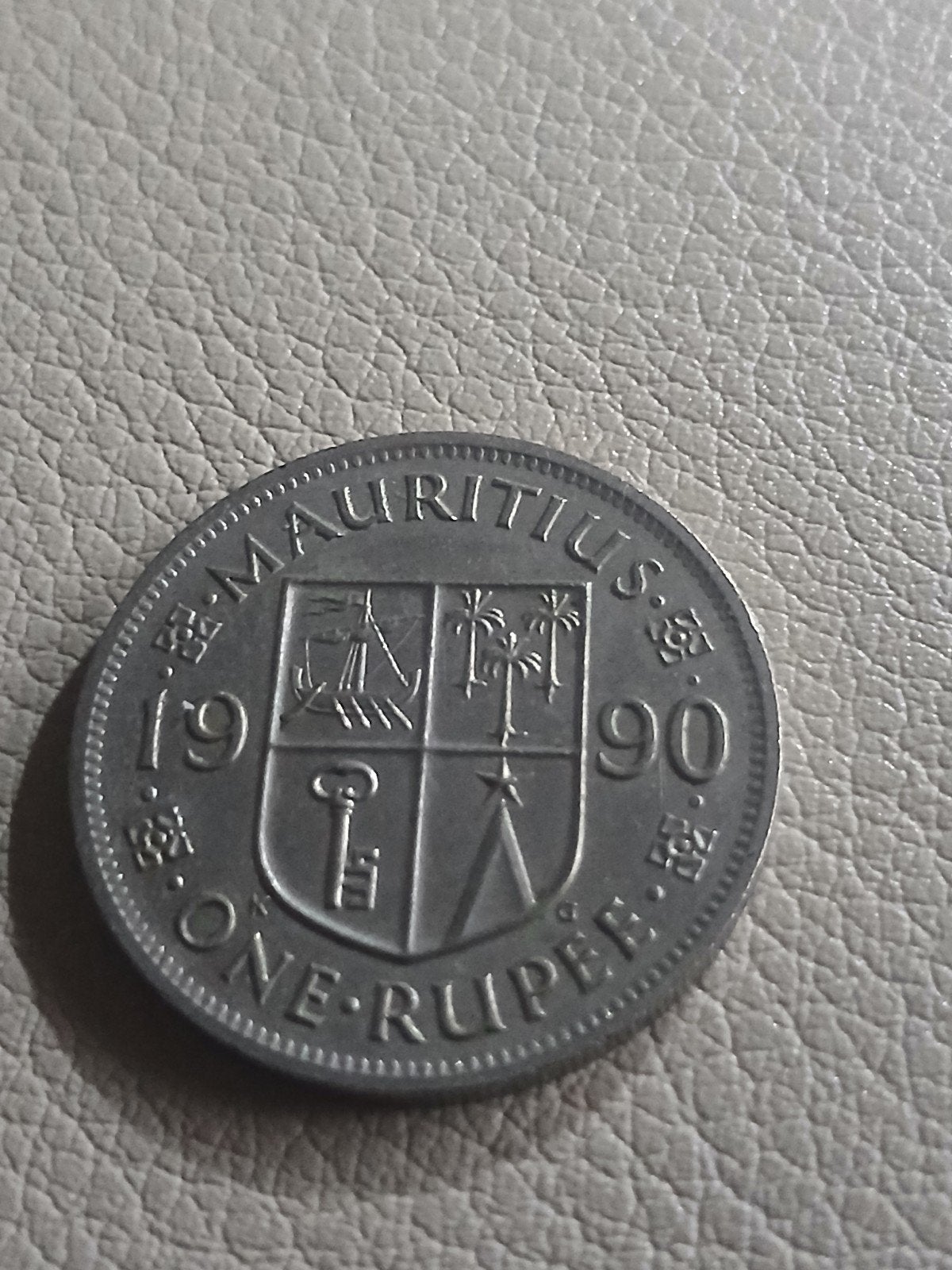 ile maurice, Timbres & Monnaies, Enlèvement ou Envoi