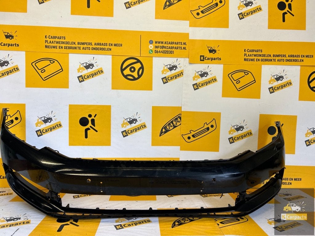 Volkswagen Passat B8 4X PDC Voorbumper 3G0807221, Auto-onderdelen, Carrosserie, Bumper, Volkswagen, Voor, Gebruikt
