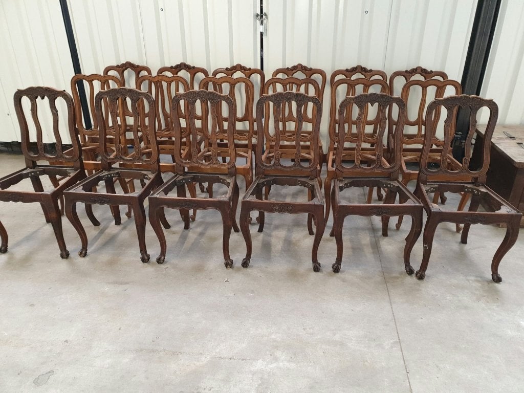 Hout afval - 18 Louis XV stijl stoelen zonder zitting., Ophalen, Gebruikt, Hout