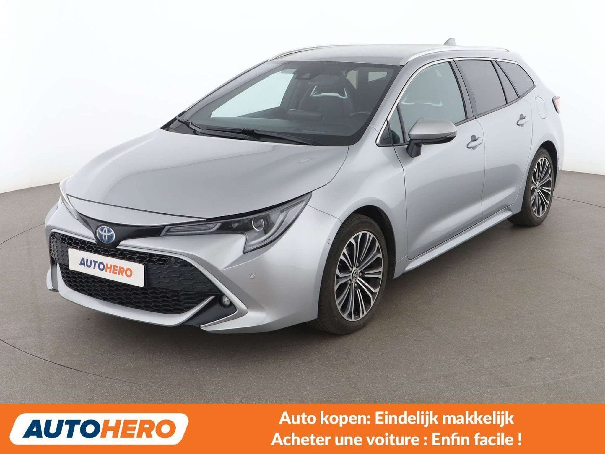 Toyota Corolla 1.8 Hybrid Dynamic (bj 2022, automaat), 122 pk, Gebruikt, Adaptive Cruise Control, 1290 kg