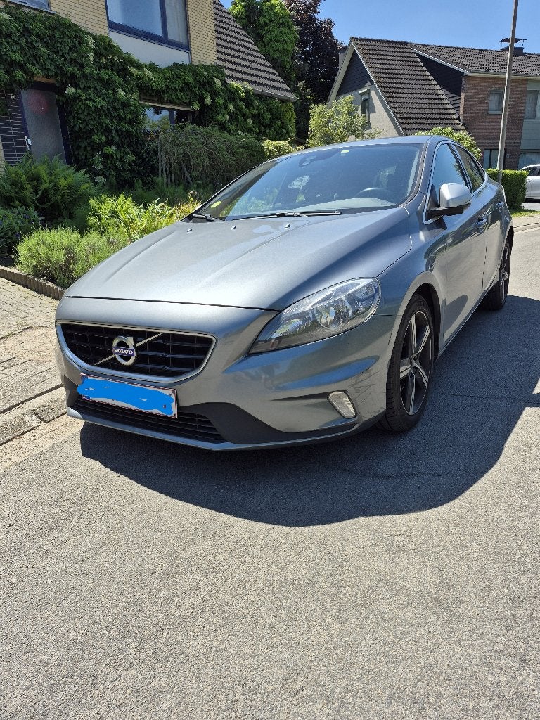 Volvo V40, Autos, Volvo, Argent ou Gris, Euro 6, Alcantara, Noir