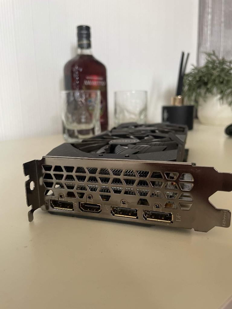 GigaByte RTX 2070 8Gb - Defect VRAM (Geeft nog beeld), Computers en Software, Videokaarten, Ophalen, PCI-Express 3, GDDR6, HDMI