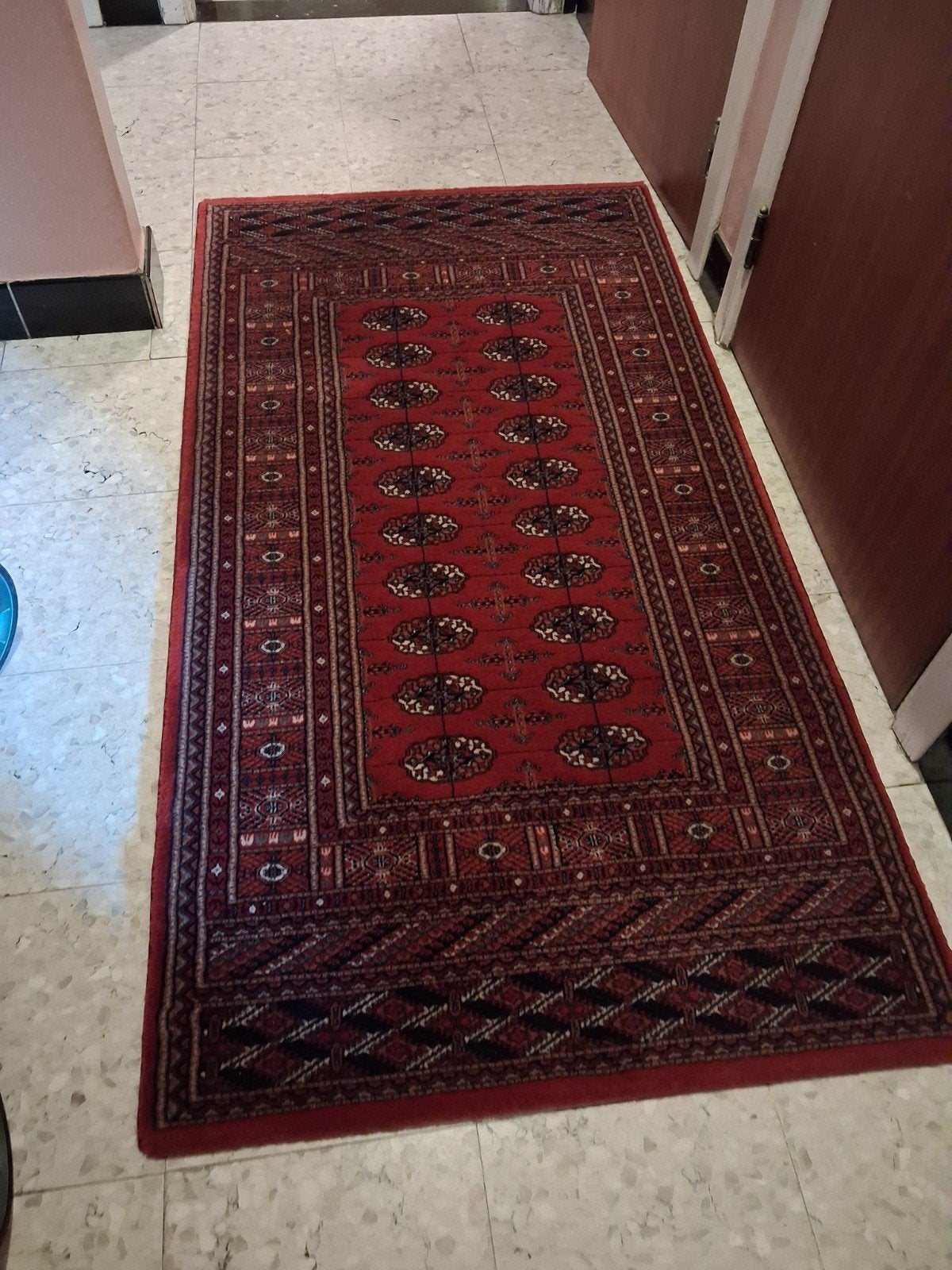 petit tapis, Enlèvement