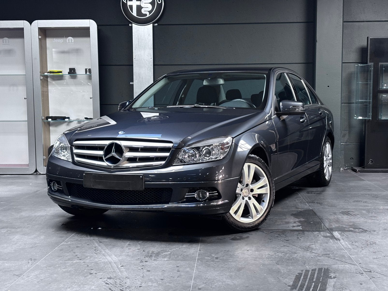 À vendre Mercedes c220 cdi, Autos, Achat, 1800 kg, Réception radio numérique, Noir