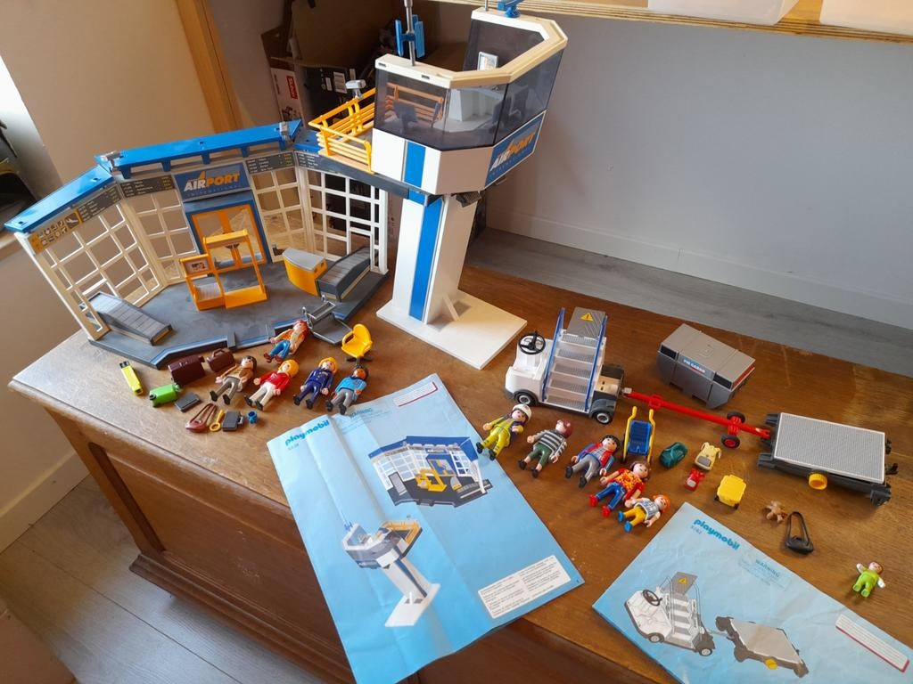 Playmobil aéroport 5262 et 5338 - complet, Enlèvement, Comme neuf, Ensemble complet