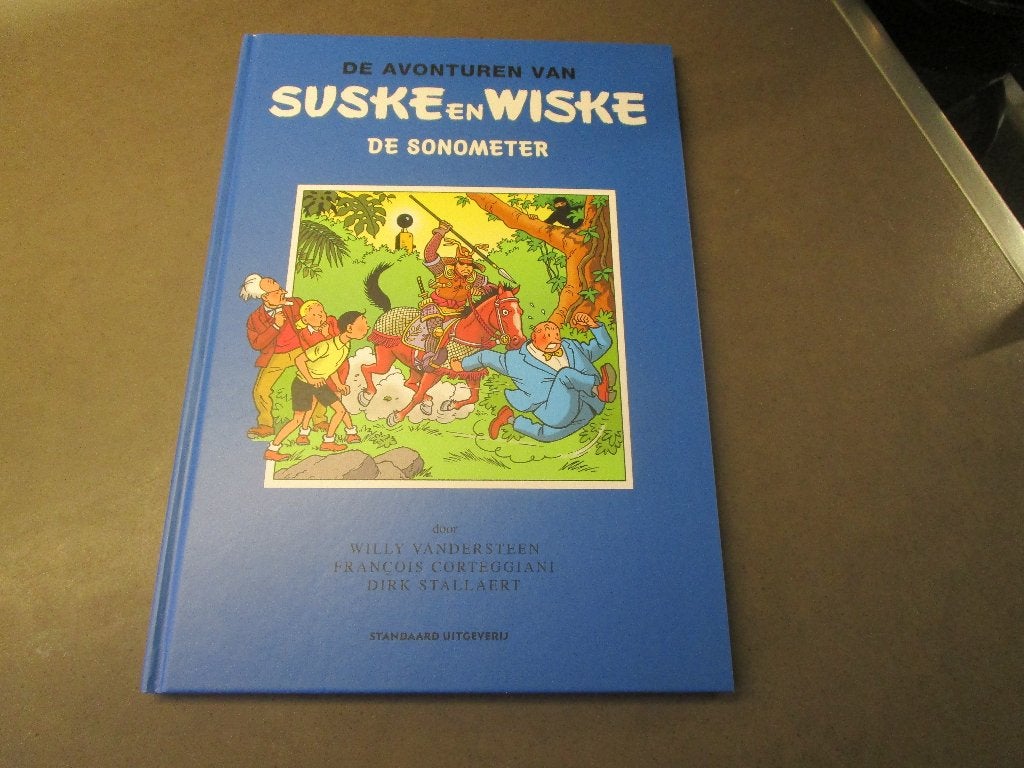 Sus en Wis - De sonometer - HC - nieuwstaat, Boeken, Stripverhalen, Nieuw, Eén stripboek, Ophalen of Verzenden
