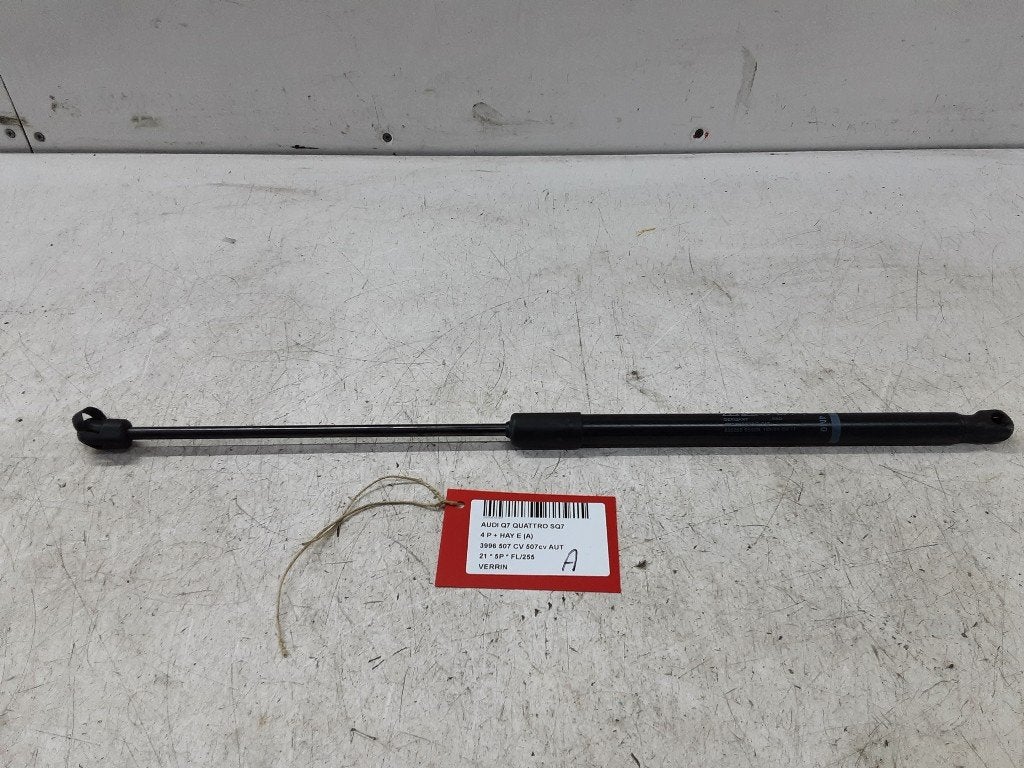 VERIN A GAZ Audi SQ7 (4MB / 4MG) (4M0827552C), Mevr. I. Hauben, Audi, Utilisé, Rue de l'Espoir 34 34
4030  GRIVEGNÉE, BE